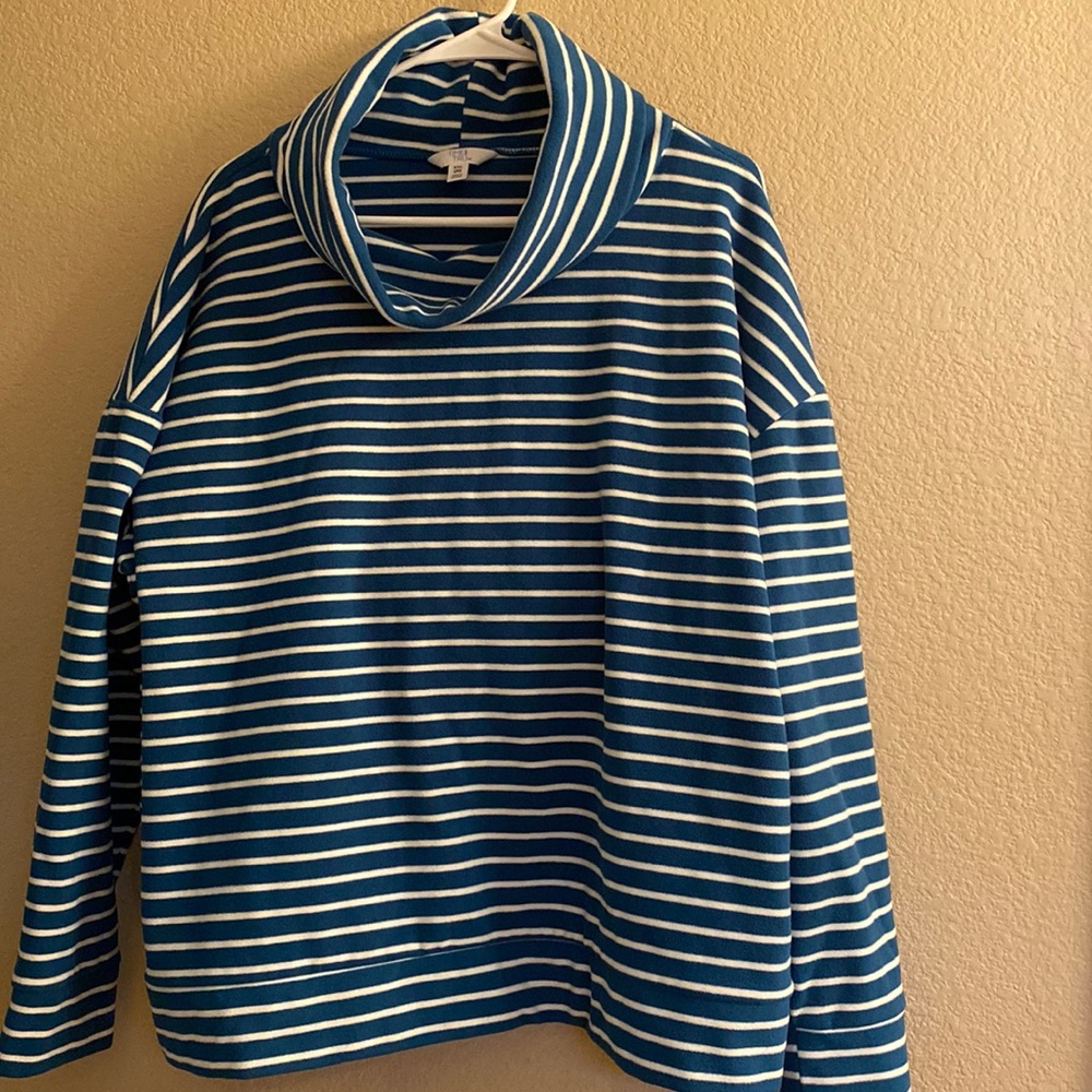 Time and Tru sweater XXL (20) in good condition (see photos)